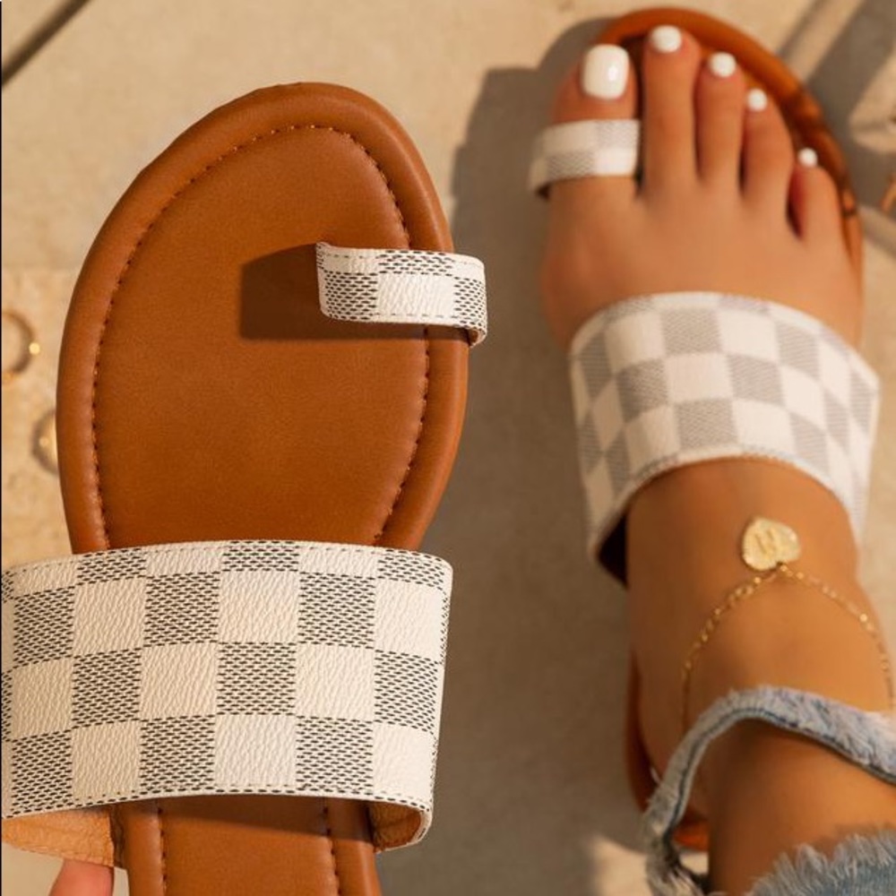 LADIES OFF WHITE CHECKERS FLAT SLIP ON SANDALS